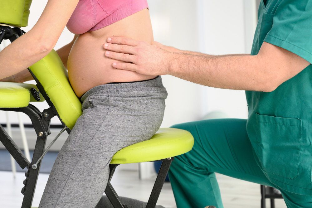 chiropractor while pregnant